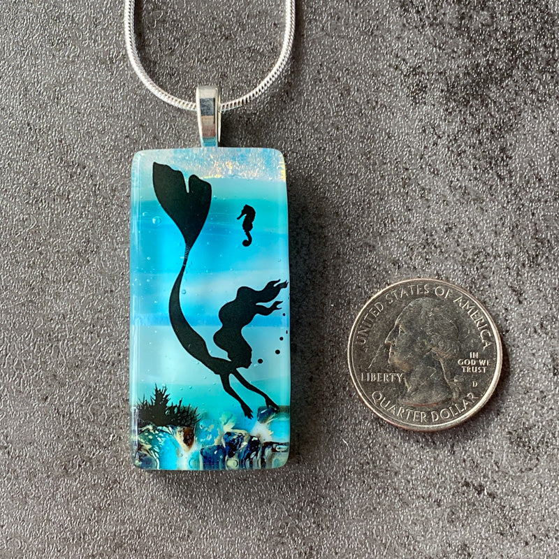 Mermaid in her garden Magnifying Glass Necklace